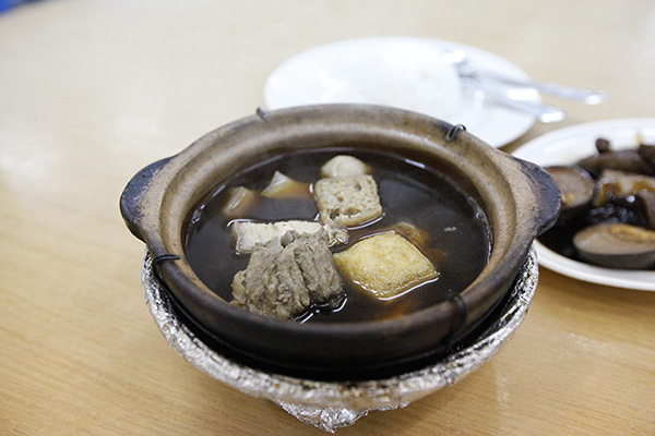 海外ウエディング、海外挙式　マレーシアウエディング　「肉骨茶」（バクテー）