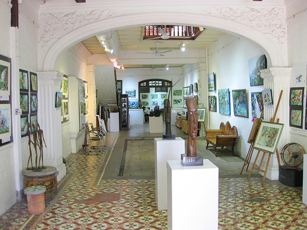 アートギャラリー