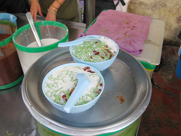 海外挙式、または海外ウエディングのマレーシアフードチェンドル